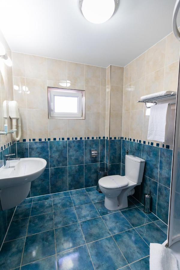 Pensiunea Casa Vera Тыргу-Жиу Экстерьер фото